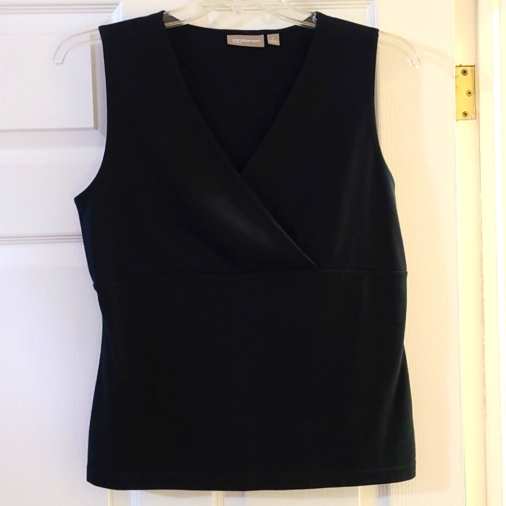 NWOT Black Sleeveless Top